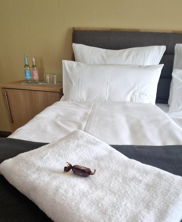 Hotel Rhin Inn Fehrbellin المظهر الخارجي الصورة